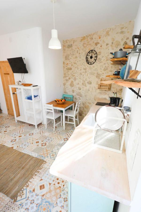 Ravi Boutique Home - 1 Minute Walk From Beach Kalyves Buitenkant foto