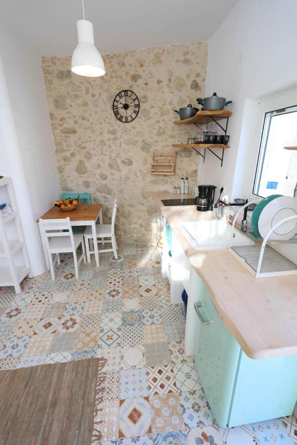 Ravi Boutique Home - 1 Minute Walk From Beach Kalyves Buitenkant foto
