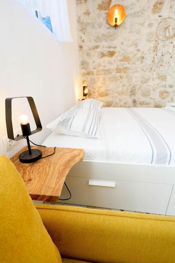 Ravi Boutique Home - 1 Minute Walk From Beach Kalyves Buitenkant foto