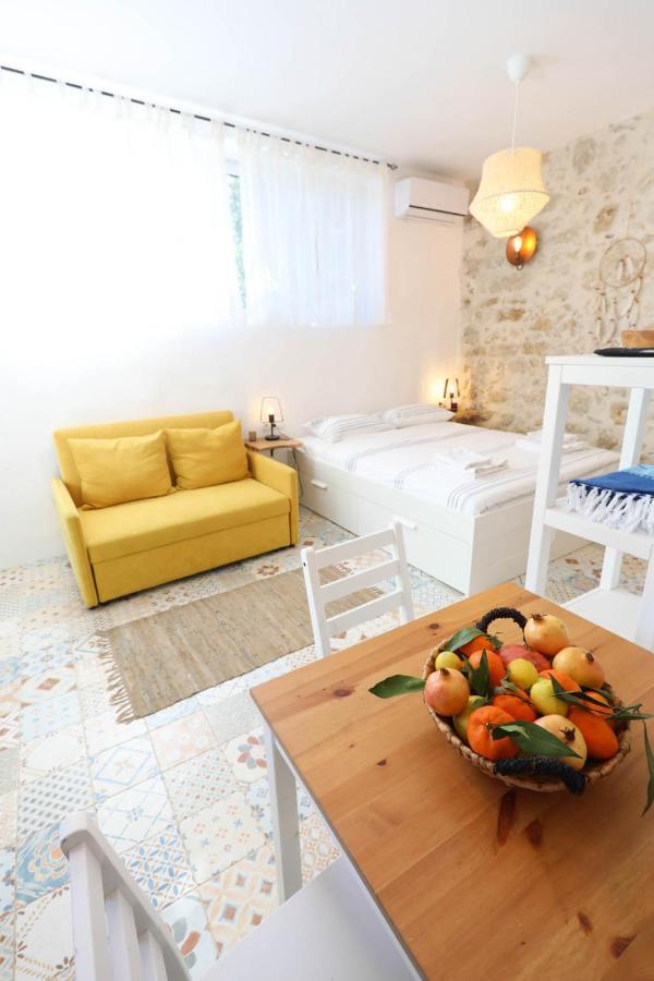 Ravi Boutique Home - 1 Minute Walk From Beach Kalyves Buitenkant foto