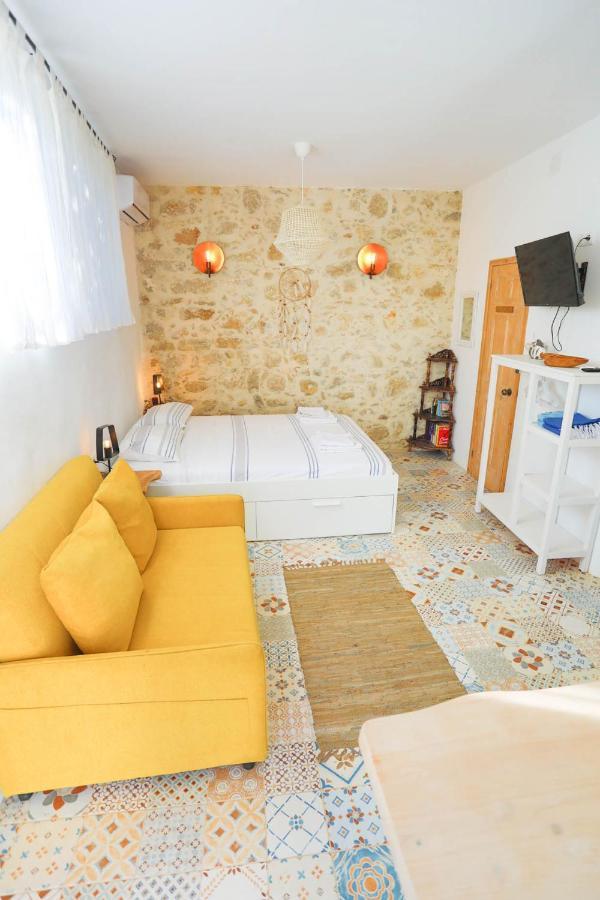 Ravi Boutique Home - 1 Minute Walk From Beach Kalyves Buitenkant foto
