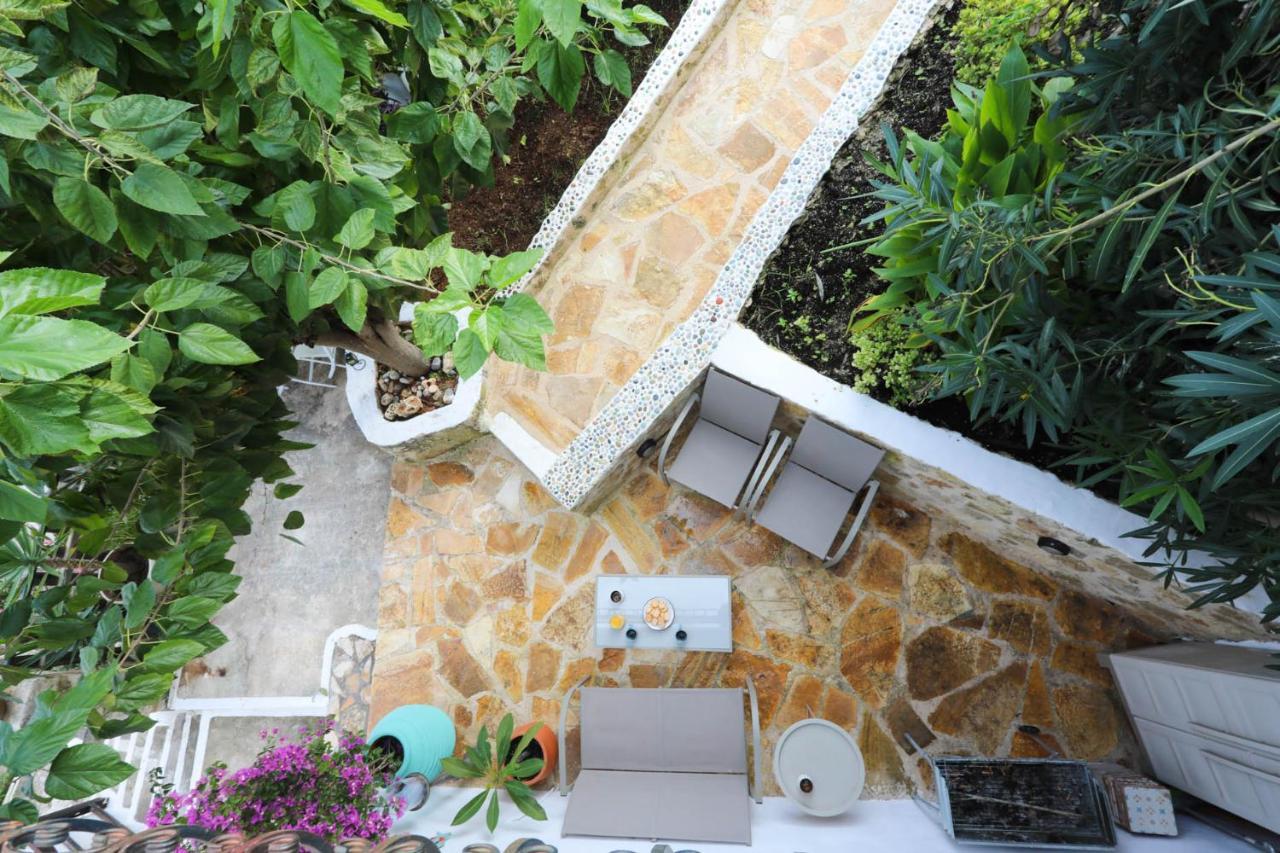 Ravi Boutique Home - 1 Minute Walk From Beach Kalyves Buitenkant foto